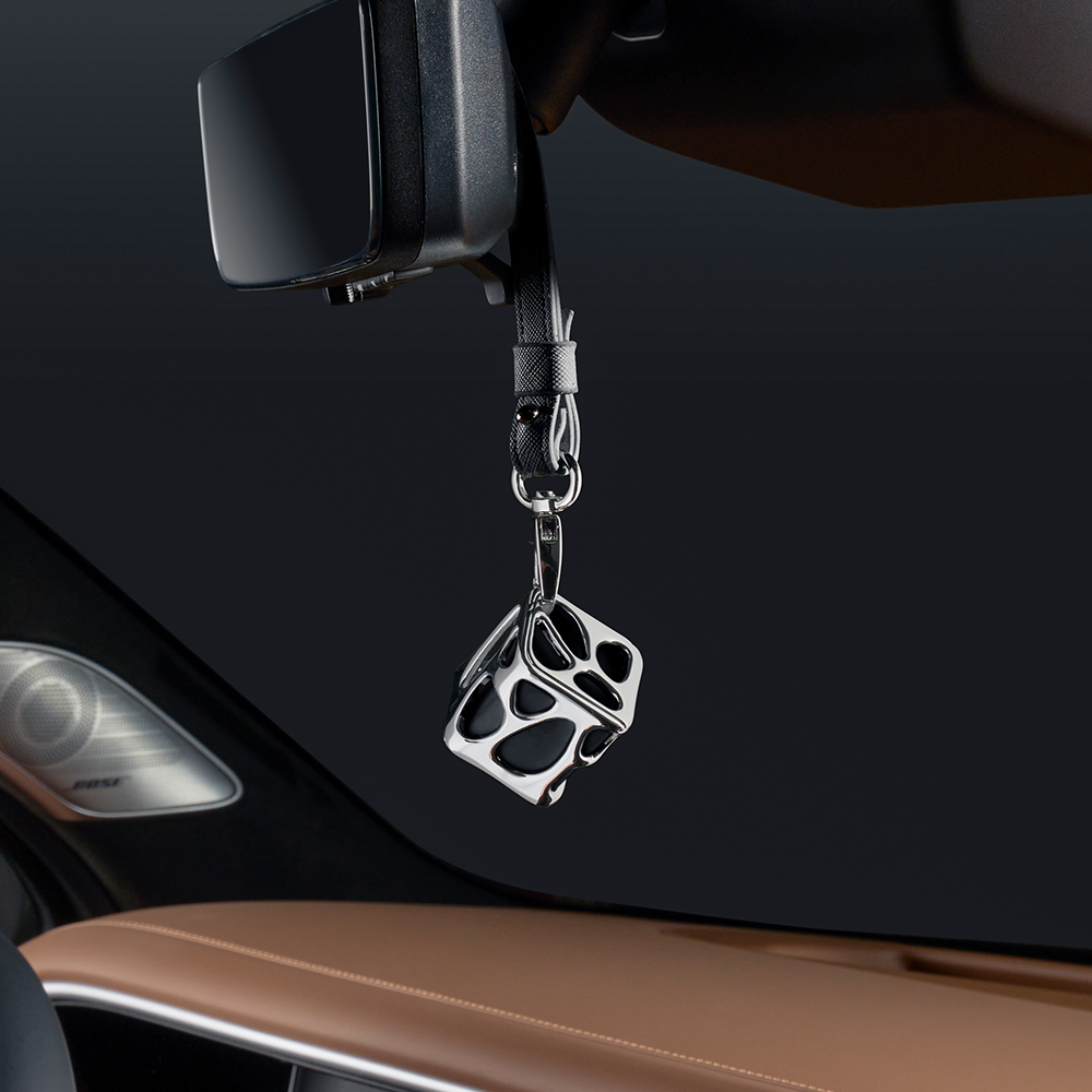 벤딕트 차량용 방향제 자동차 디퓨저 명품 고급 리필 호환 룸미러 니치스톤